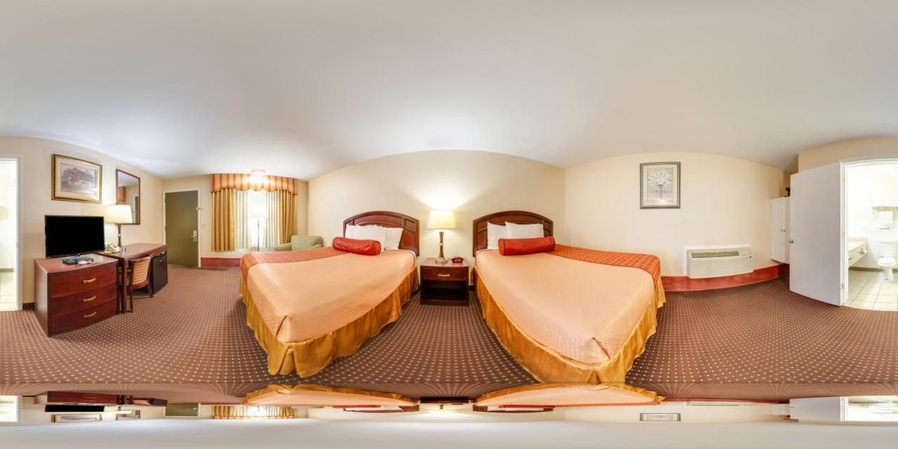 Rodeway Inn Weedsport Exteriör bild